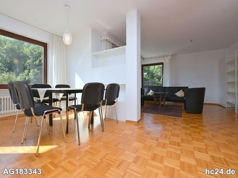 Sonnige, voll möblierte Wohnung mit Terrasse in Stuttgart Botnang